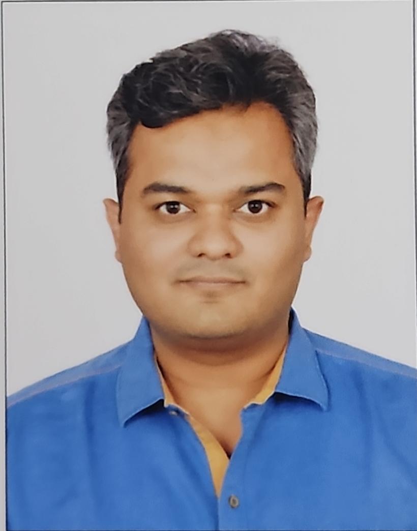 Saket Agarwal Owner of Gehana Mahal Mumbai Imitation