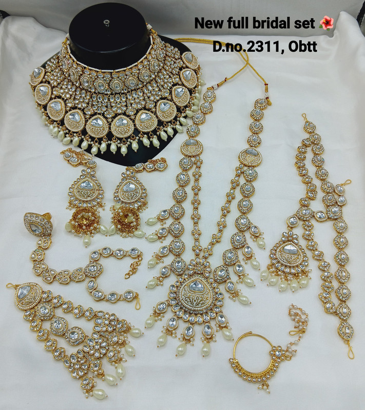 Classic Ethnic White Kundan Choker Necklace Earring Jewellery Set For Bride