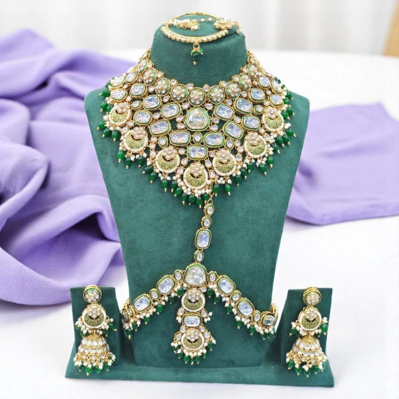 Lustrous Ethnic Green Kundan Choker Necklace Earring Jewellery Set For Bride