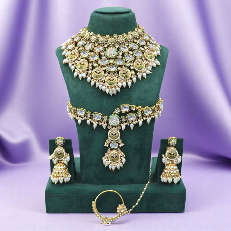 Elegant Contemporary White Kundan Choker Necklace Earring Jewellery Set For Bride