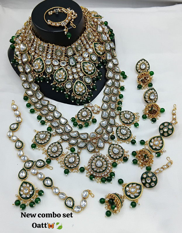 Chic Contemporary Green Kundan Choker Necklace Earring Jewellery Set For Bride