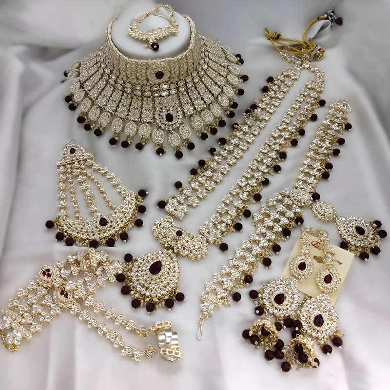 Magnifique Modern Maroon Kundan Choker Necklace Earring Jewellery Set For Bride
