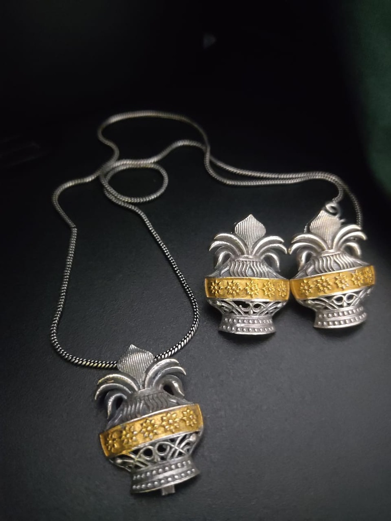 Divine Hue 2 Tone Pendant Necklace Set