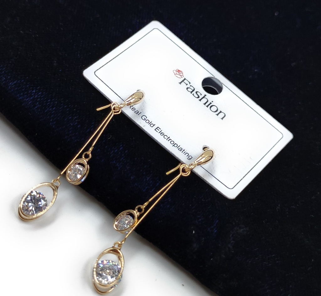 [Trendy Hue Stylish Earing] Trendy Hue Imported Stylish Earing