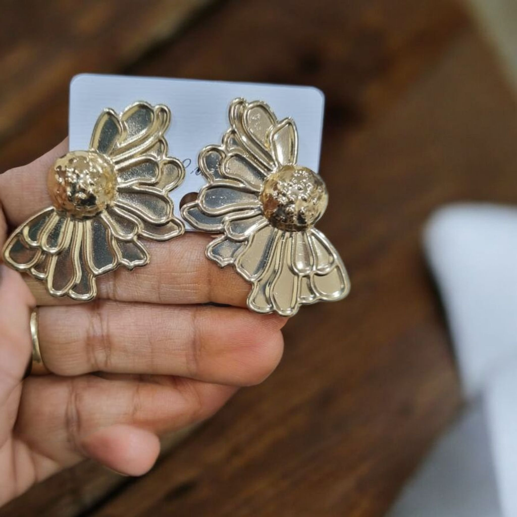 Divine Hue Stylish Earing