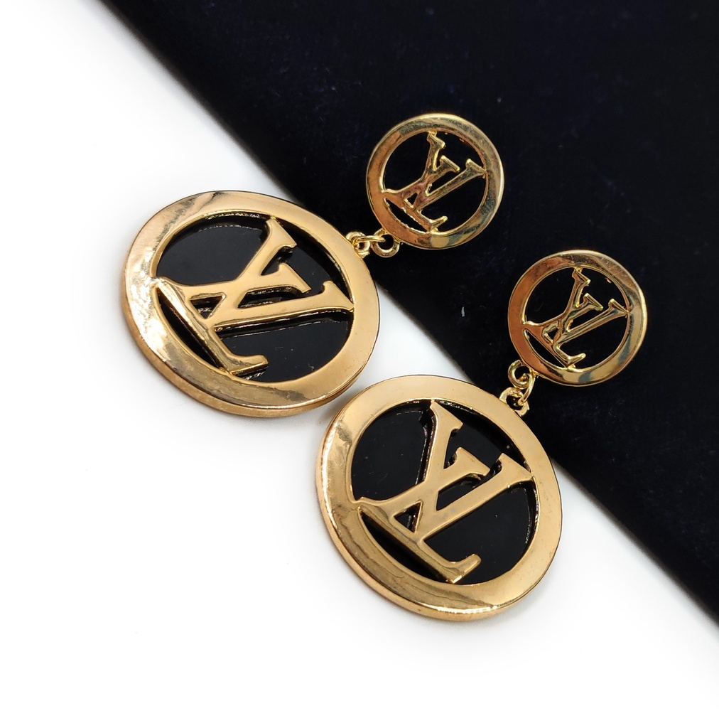 Chic Aura Classy Western Earing