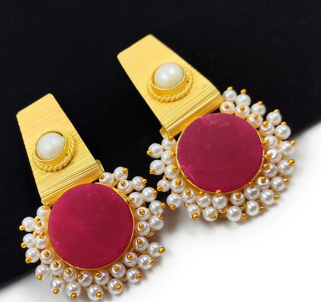 [Subtle Finish Classy Earing] Subtle Finish Classy Earing