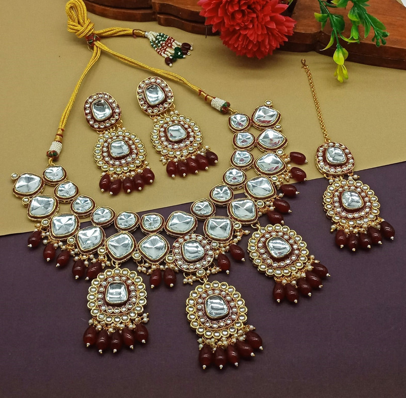Splendid Evening Maroon Choker Kundan Necklace & Earrings Jewellery Set For Women