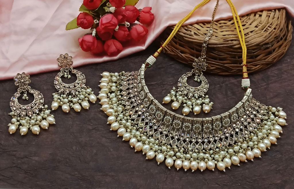 DMT04 LCD Choker Kundan Necklace & Earrings Jewellery set for Women