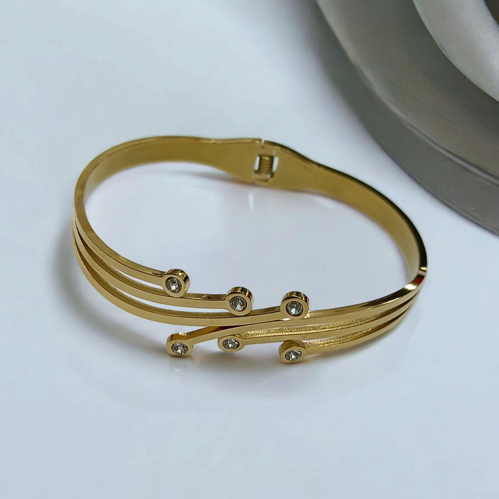 Lovely Vibrant Western Imported Kada Bracelet for Women and Girls