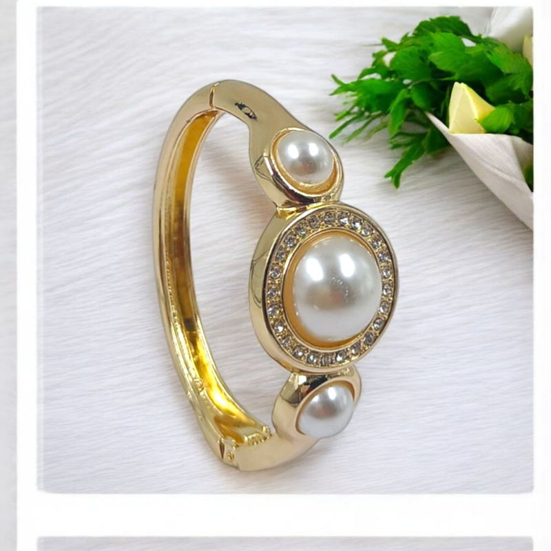 Delicate Twist Broad Openable Imported Kada Bracelet for Women and Girls