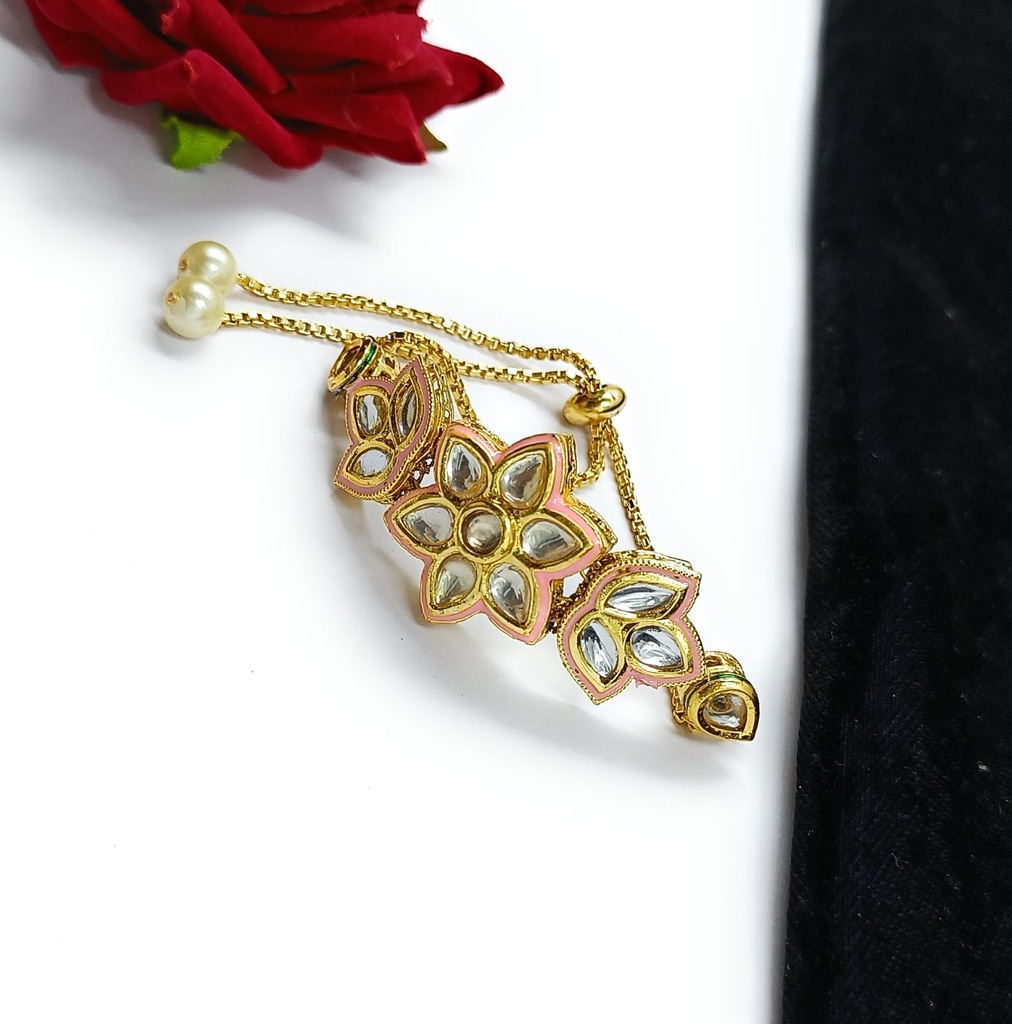 Exquisite Presence Kundan Adjustable Bracelet