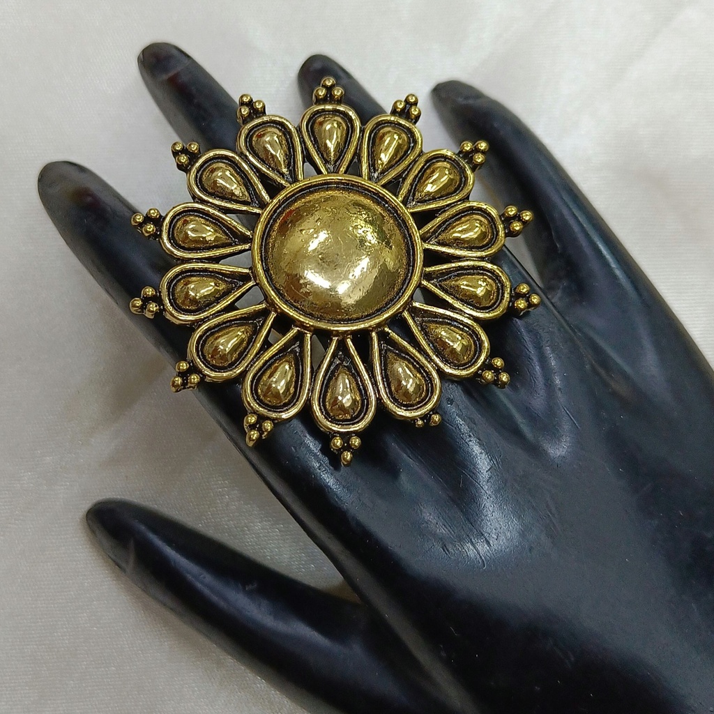 Mehndi Polish Big Ring