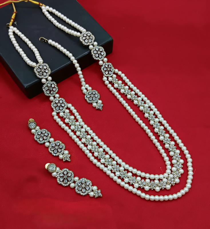 Exquisite Sangeet White Pearl Long Necklace Long Stone Jewellery Set For Women
