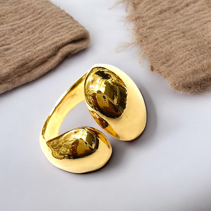 [RAKHI SINGLE 0425] Alluring Shade Anti Tarnish Ring