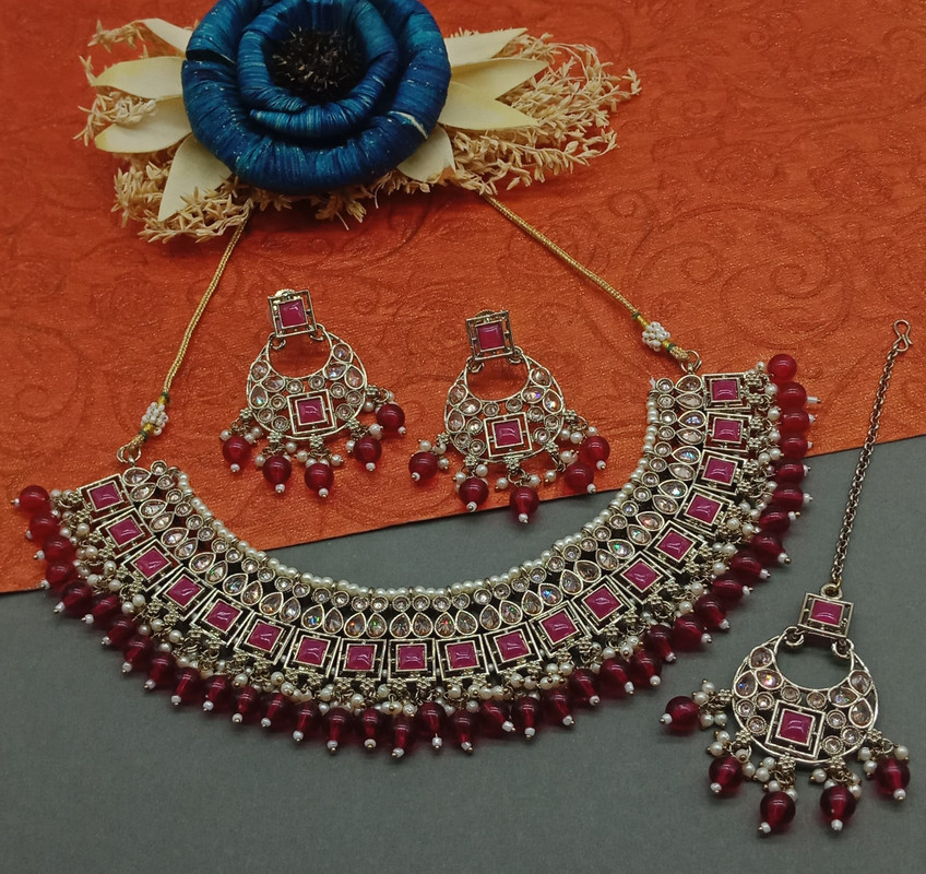 Dazzling Cocktail Rani Choker Mehndi Polish Kundan Necklace & Earrings Jewellery Set For Women
