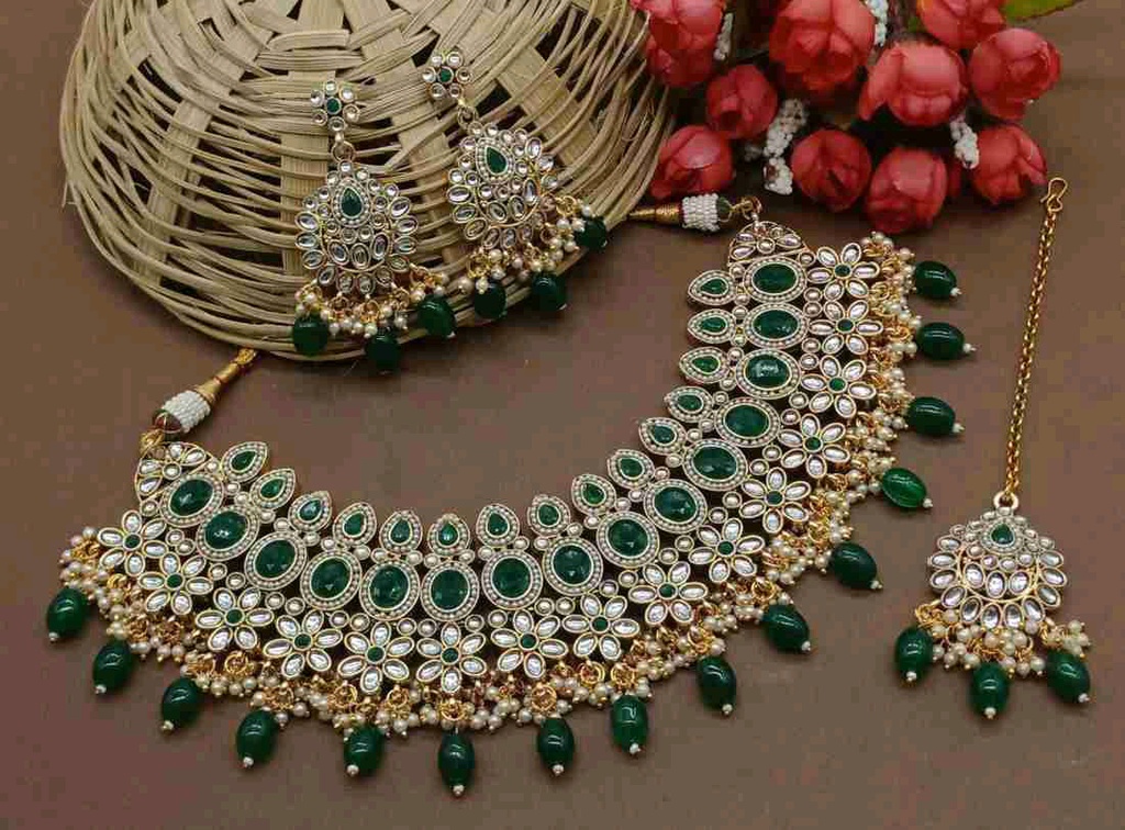 Lustrous Cultural Ns619 Green Kundan Necklace Earring Jewellery Set