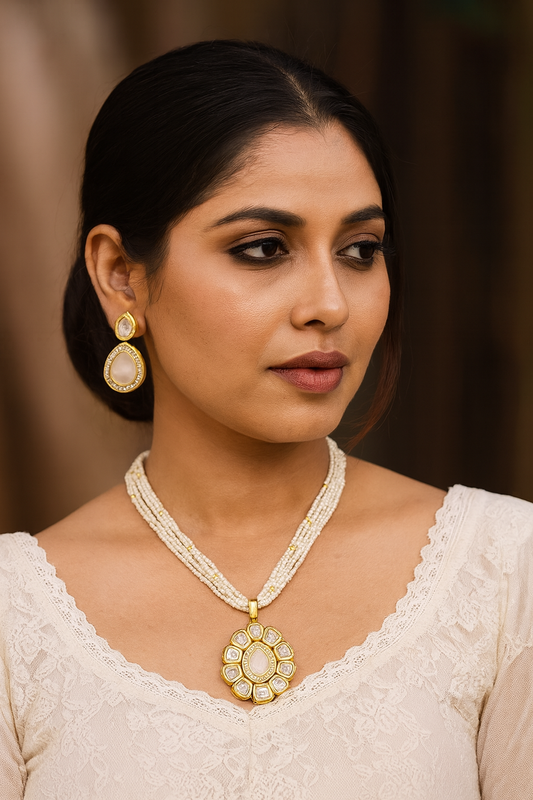 [K61 PEACH] Exclusive Signature Majestic Elegance Kundan Pendant Necklace Earring Set