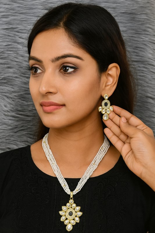 [K63 BLUE] Regal Beauty Kundan Pendant necklace earring set