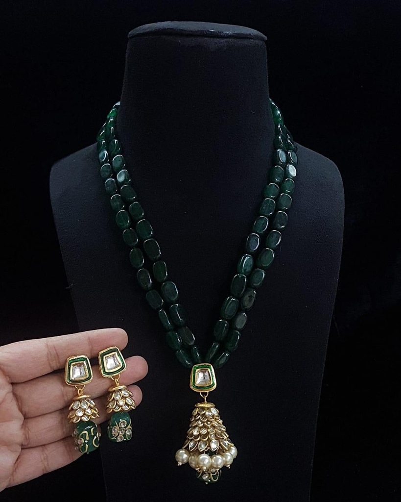 [DSNS 10 GREEN] Green Monalisa Beads Long Necklace With Kundan Pendant And Earring