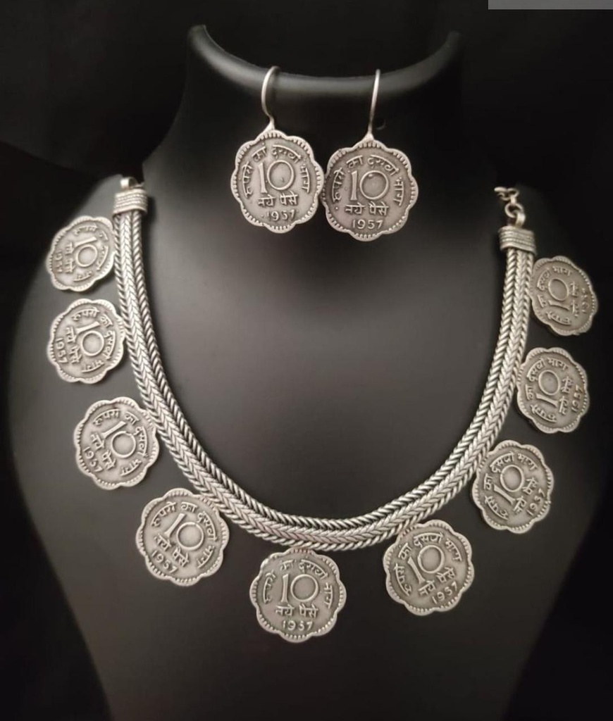 [Dazzling Oxidise Necklace Set] Dazzling Delight Stylish Oxidise Necklace Set