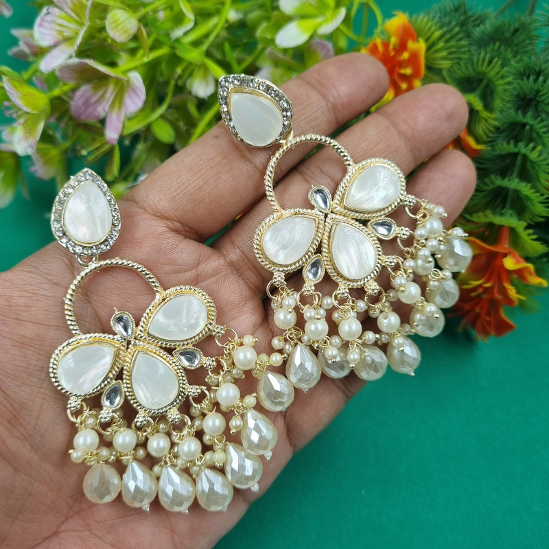 Dazzling Reception Leaf 5 Earrings Set
