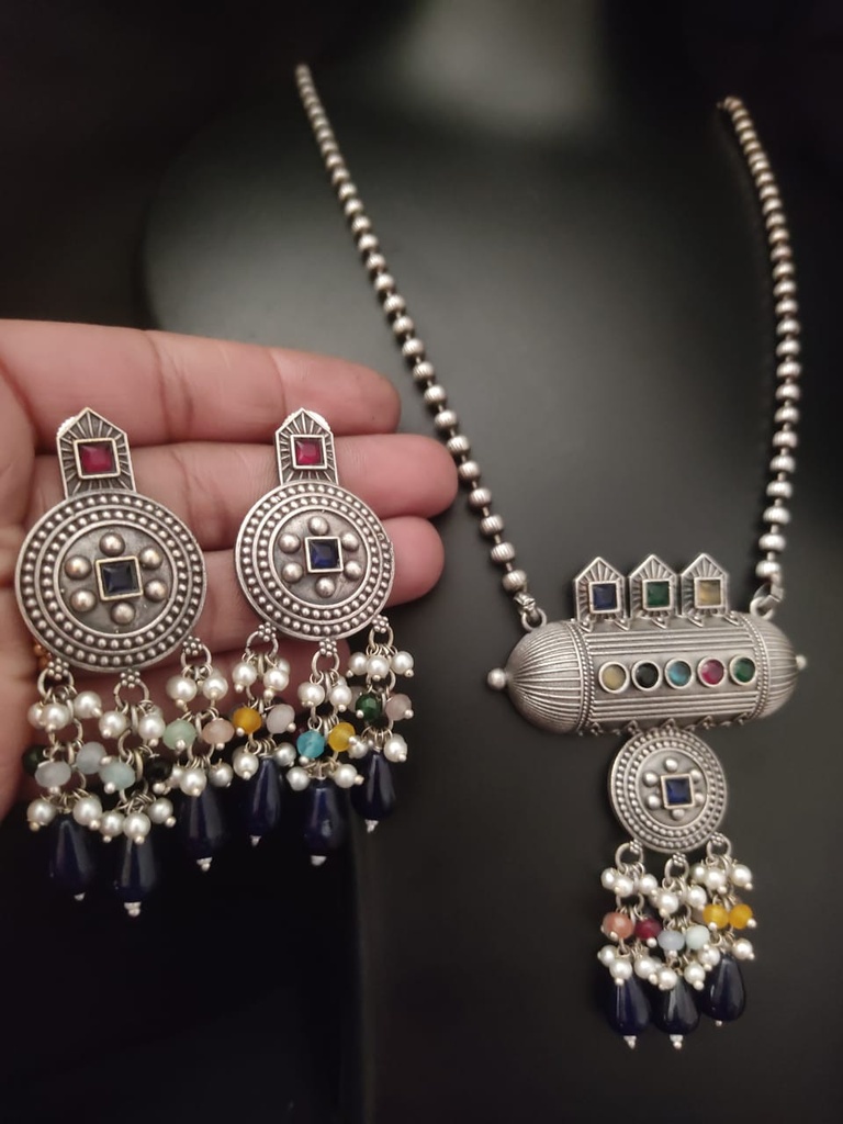 [Timeless Design Stylish Pendant] Timeless Design Stylish Pendant Set