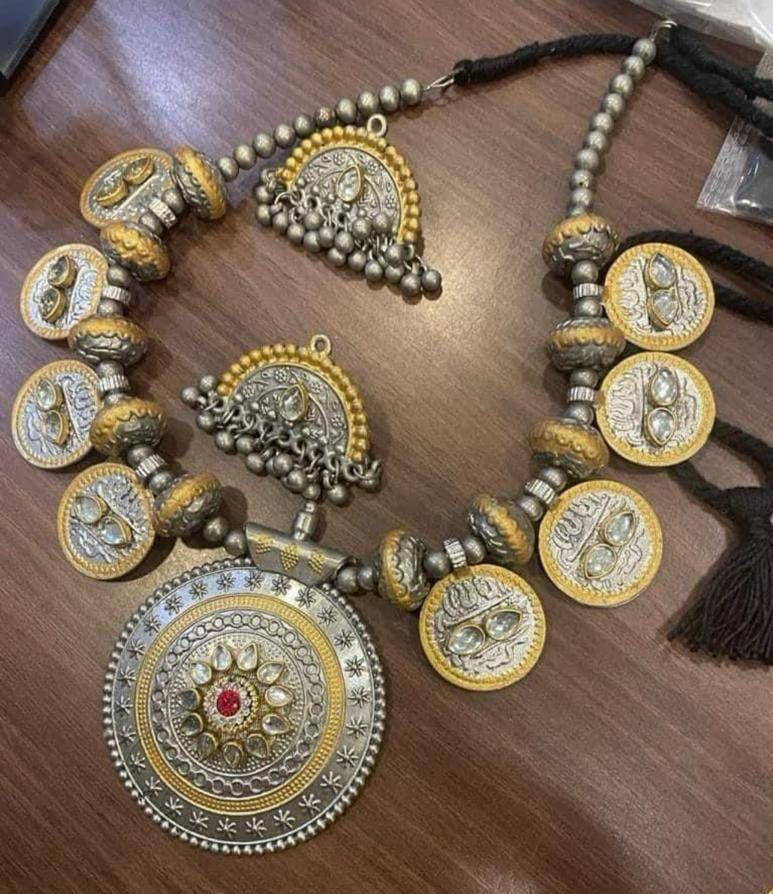 [Opulent Detail Twotone Oxidise Set] Opulent Detail Twotone Oxidise Set