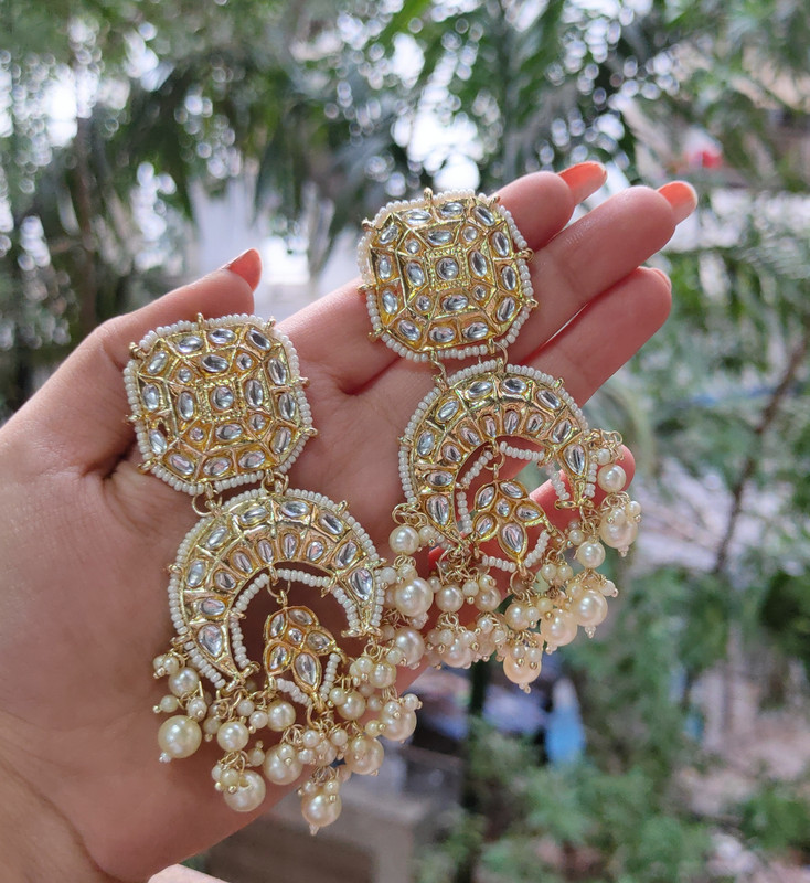 Lustrous Reception Earrings Set