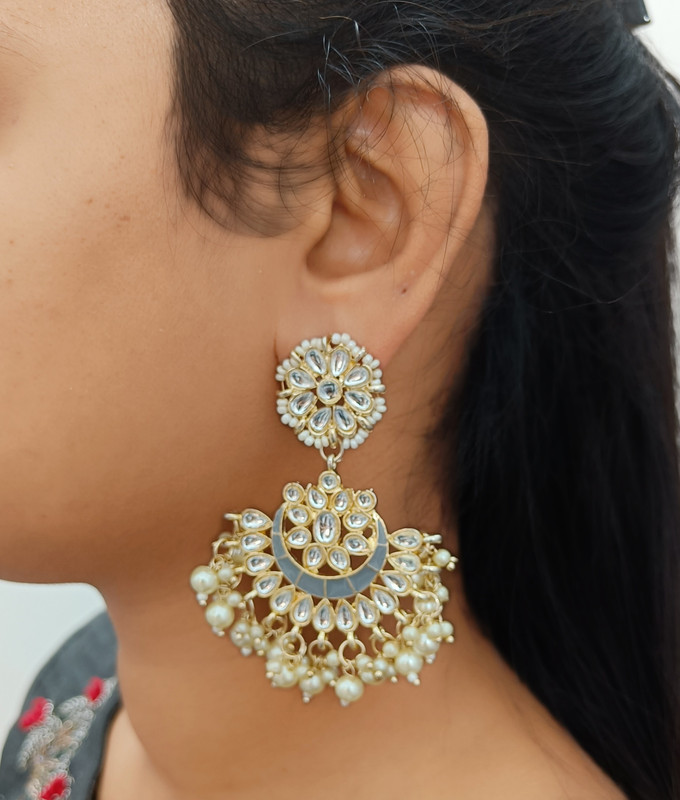 Chic Engagement Grey Earrings Set