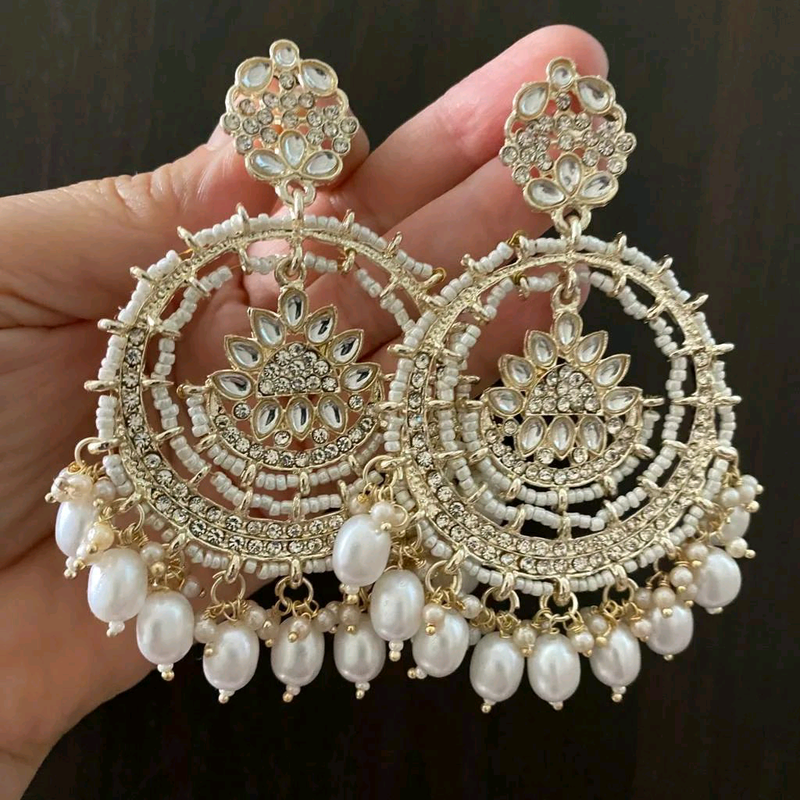 Premium Engagement White Earrings Set