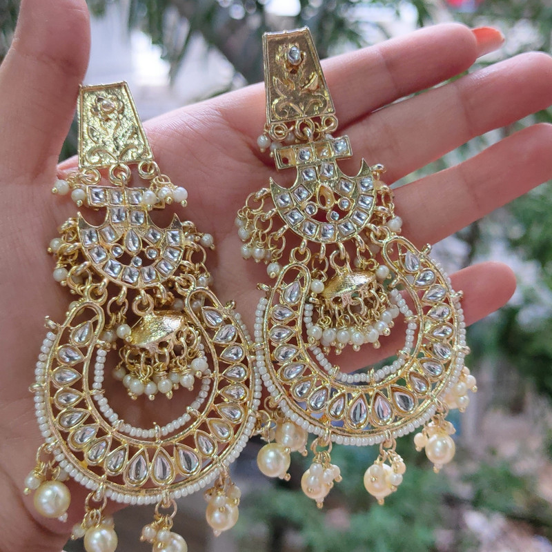 Gorgeous Designer Earrings Set