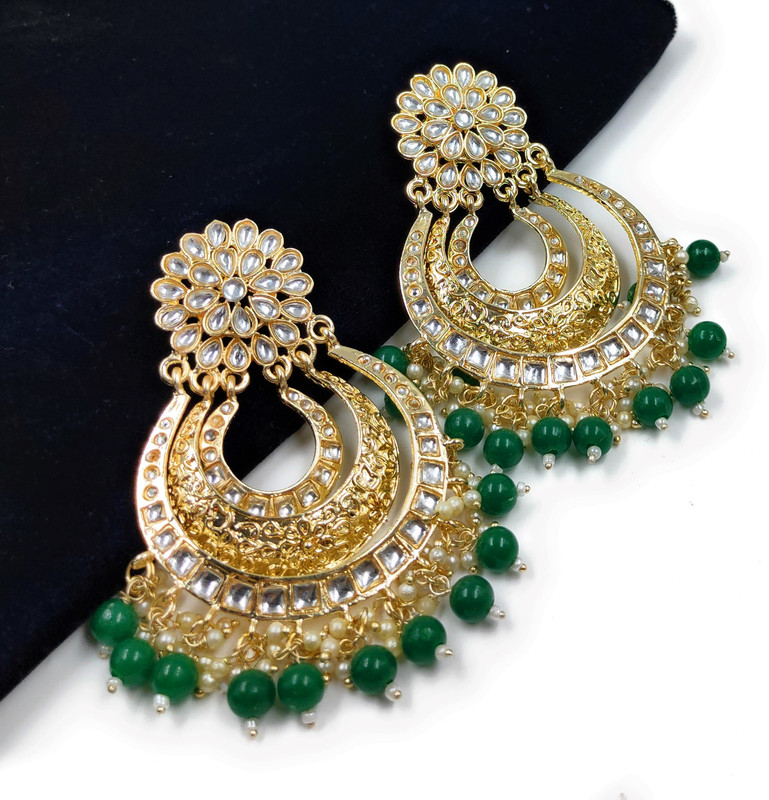 Mesmerizing Sangeet Green Earrings Set