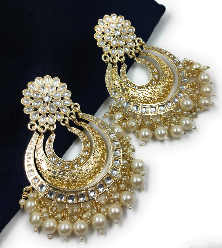 Resplendent Sangeet White Earrings Set