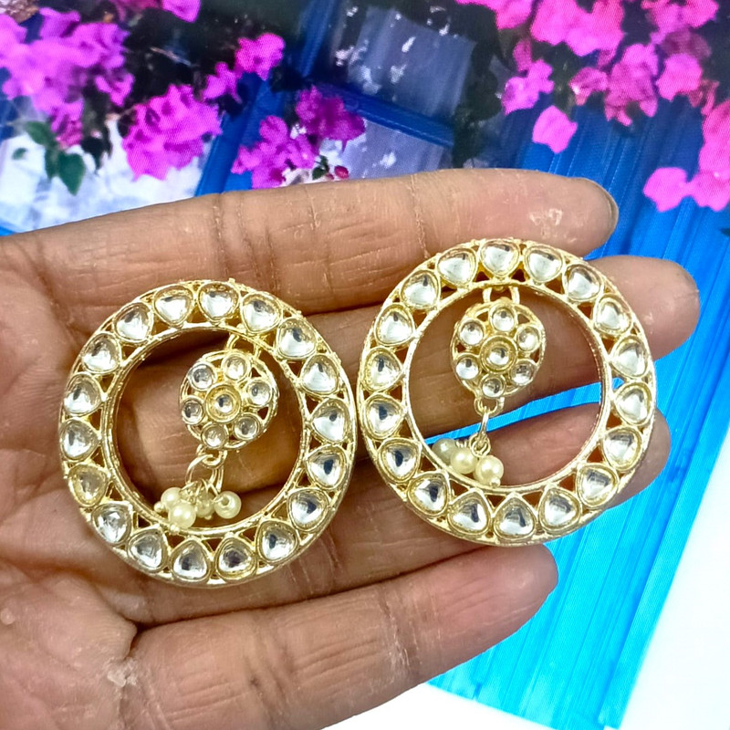 Gorgeous Mehendi Earrings Set