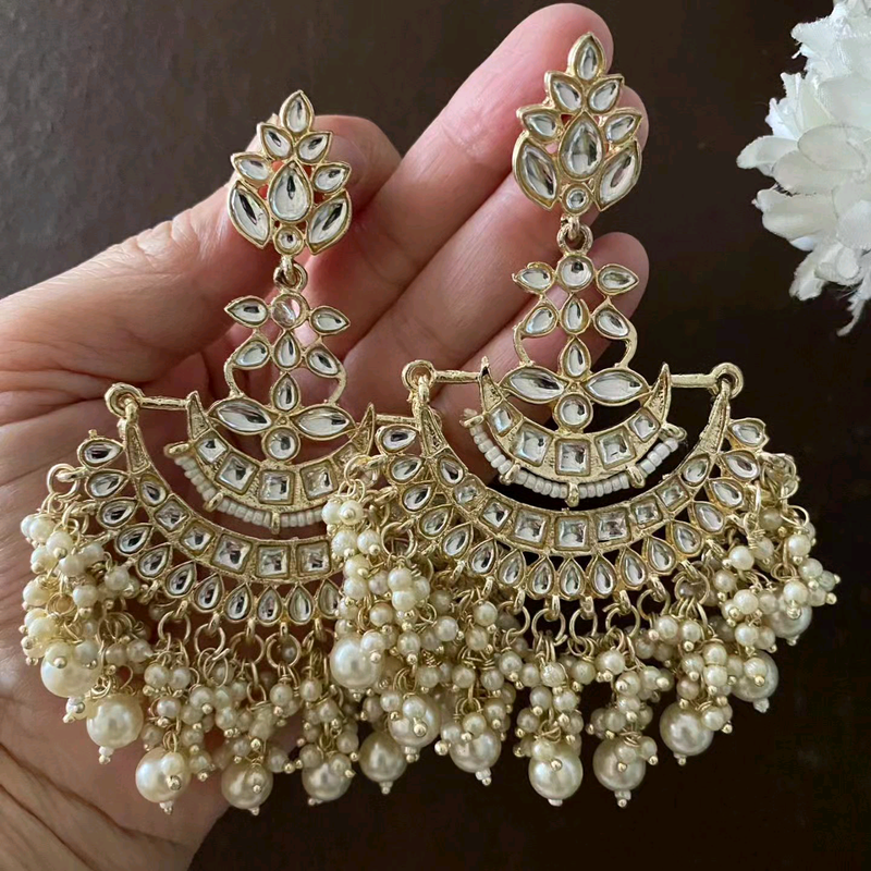 Luxury Mehendi Earrings Set