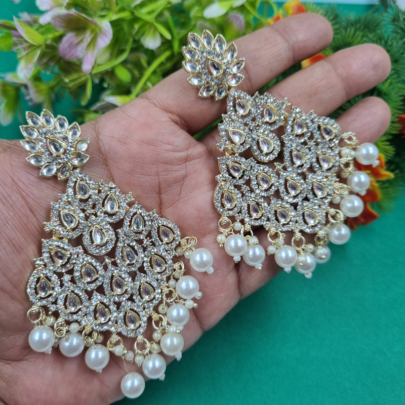 Majestic Mehendi White 3 Earrings Set
