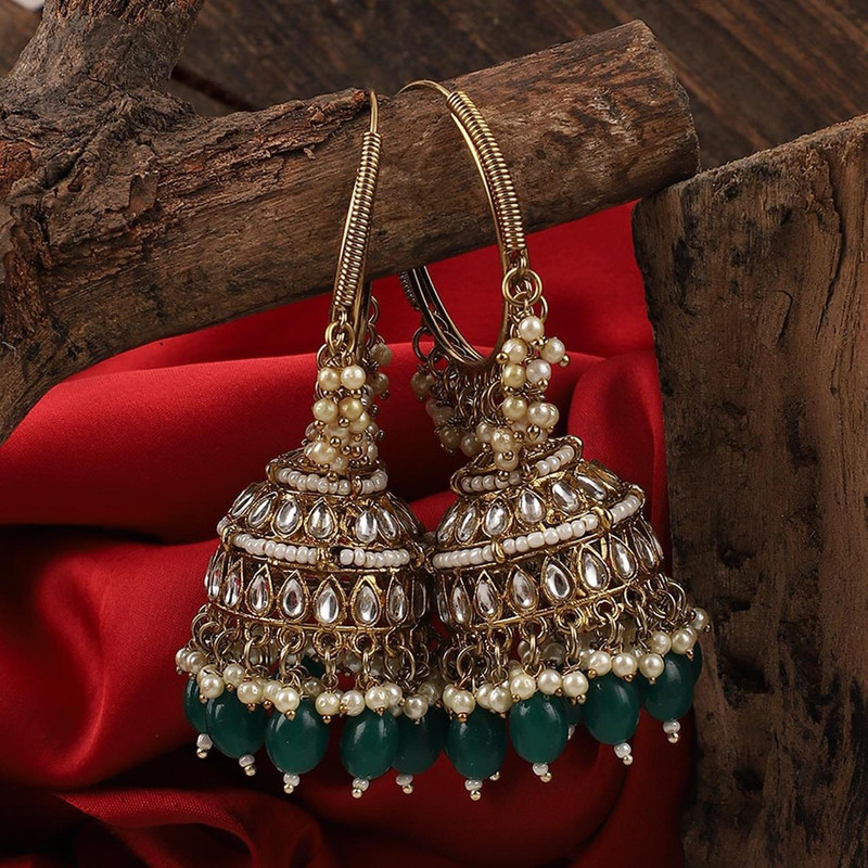 Stunning Haldi Green Earrings Set