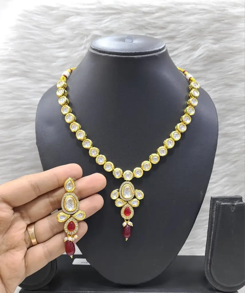 Lustrous Stylish K31 Maroon Dabbi Kundan With Back Meena Necklace Earring Jewellery Set