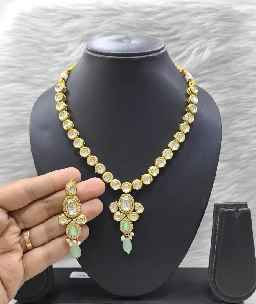 [K31 MINT GREEN] K31 MINT GREEN Dabbi Kundan With Back Meena Necklace Earring Jewellery set