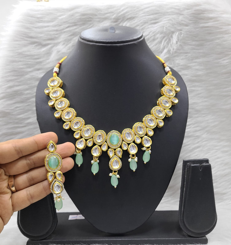 Exclusive Fashion K18 Mint Green Dabbi Kundan With Back Meena Necklace Earring Jewellery Set