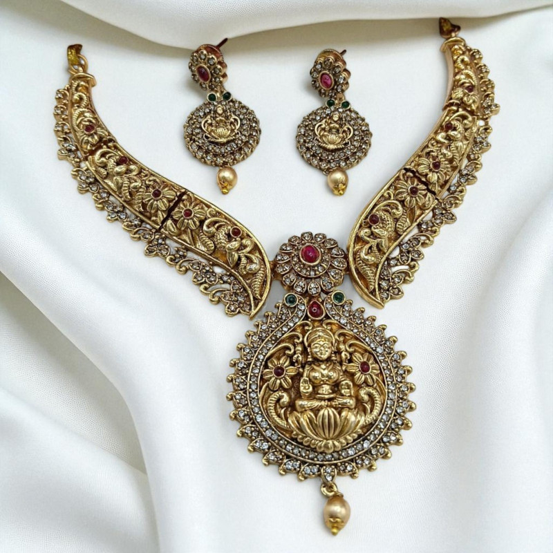 [PCS (37)] PCS37 Copper Necklace & Earrings Jewellery set for Women