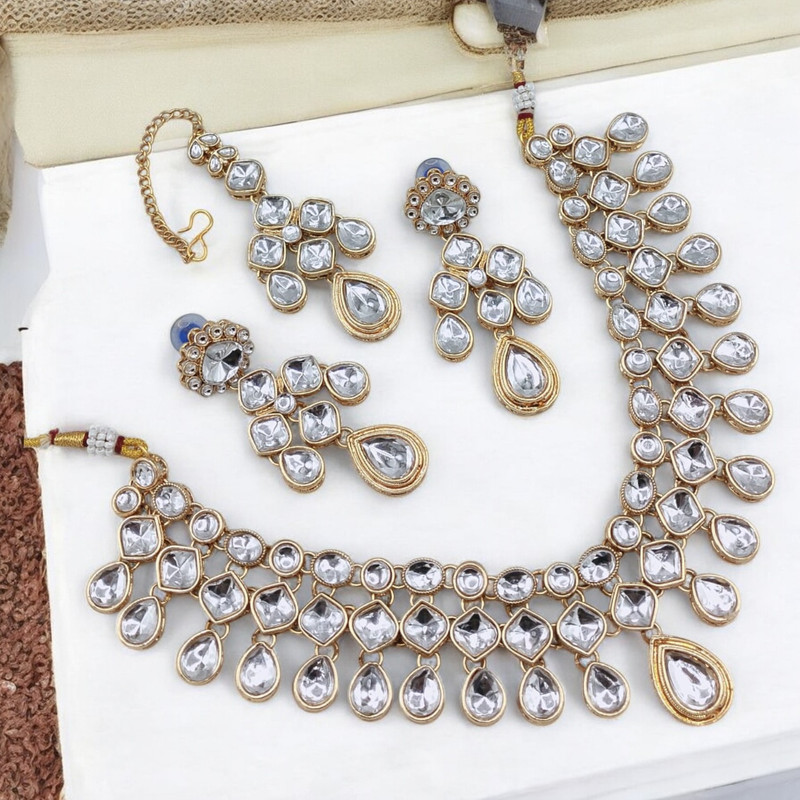 Resplendent Glam Suns0007 White Kundan Choker Necklace Earring Jewellery Set For Marriage