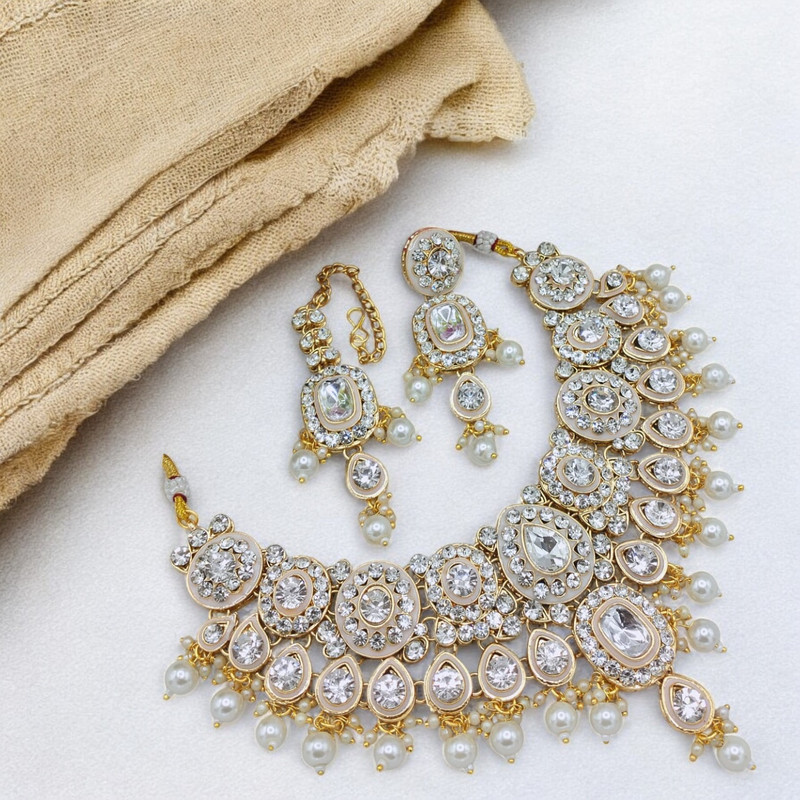 Elegant Luxe Suns0008 White Kundan Choker Necklace Earring Jewellery Set For Marriage