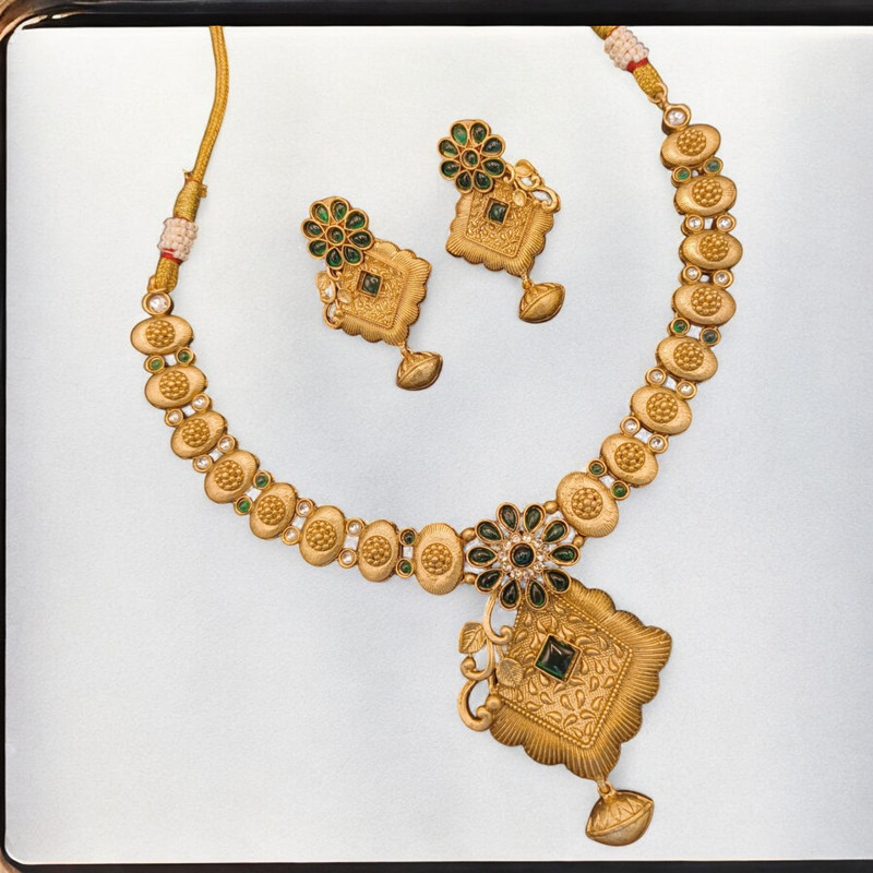 Beautiful Luxe Suns0015 Green Copper Necklace & Earrings Jewellery Set For Women