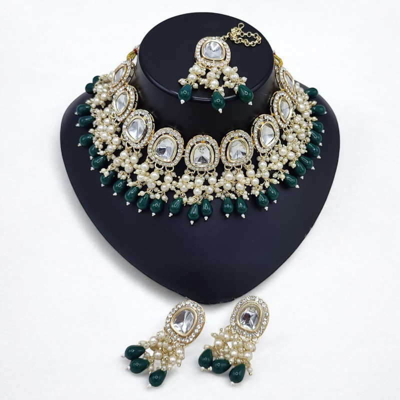 Flawless Luxe Suns0025 Green Kundan Choker Necklace Earring Jewellery Set For Marriage