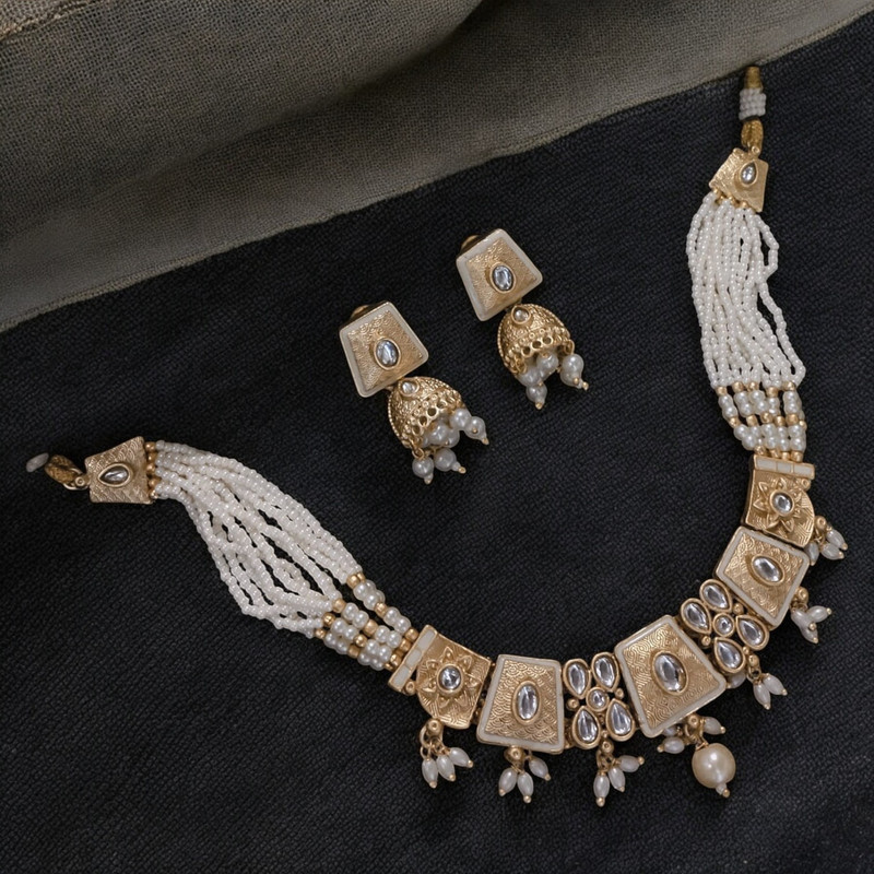 [SUNS0030 WHITE] Glamorous Elite Suns0030 White Copper Necklace & Earrings Jewellery Set For Women
