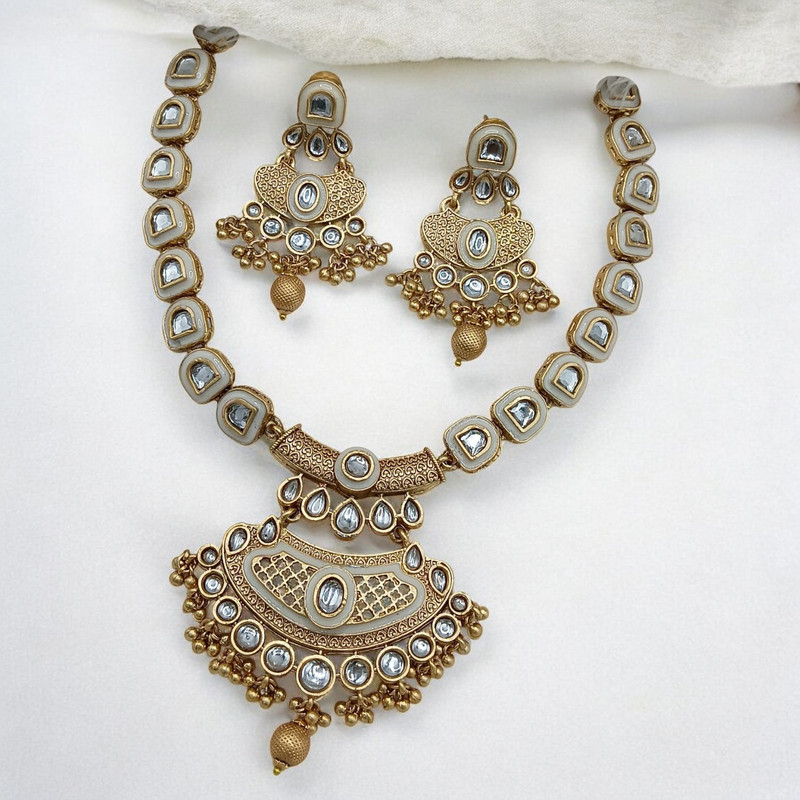 Flawless Supreme Suns0048 White Copper Necklace & Earrings Jewellery Set For Women